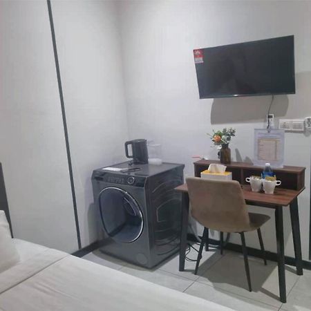 Neu Suites Residence Kuala Lumpur, Roam Bilik gambar