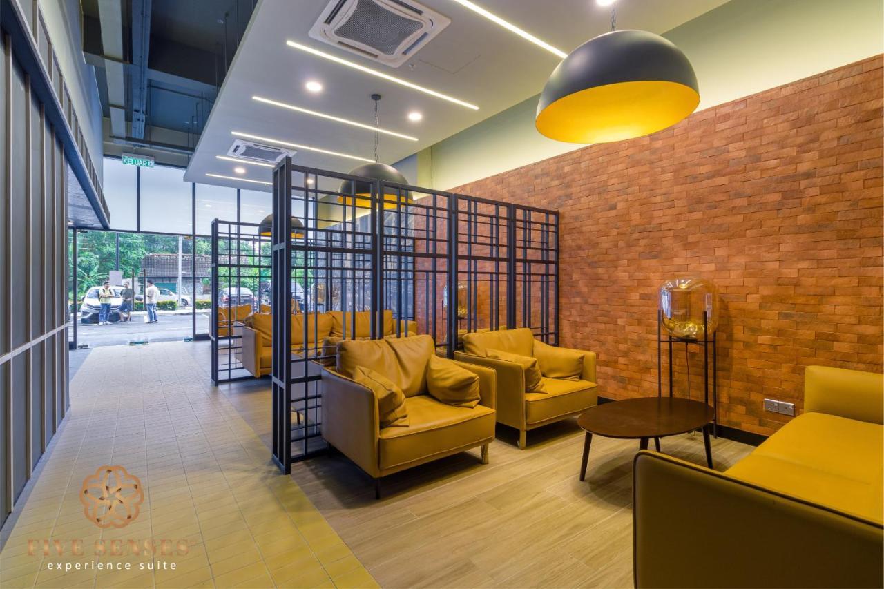 Neu Suites Residence Kuala Lumpur, Roam Luaran gambar