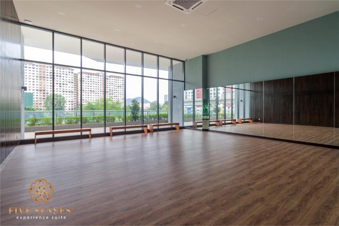 Neu Suites Residence Kuala Lumpur, Roam Luaran gambar