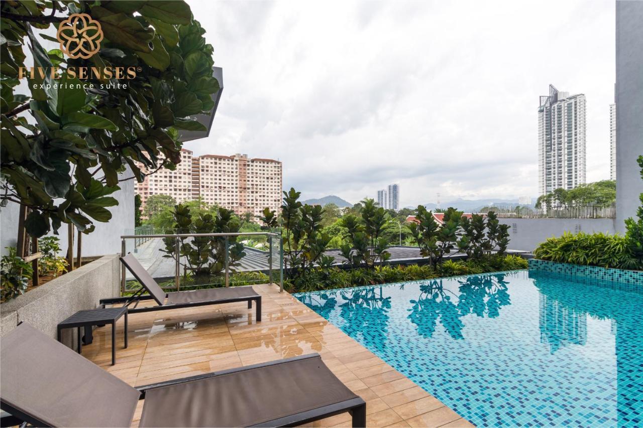 Neu Suites Residence Kuala Lumpur, Roam Luaran gambar