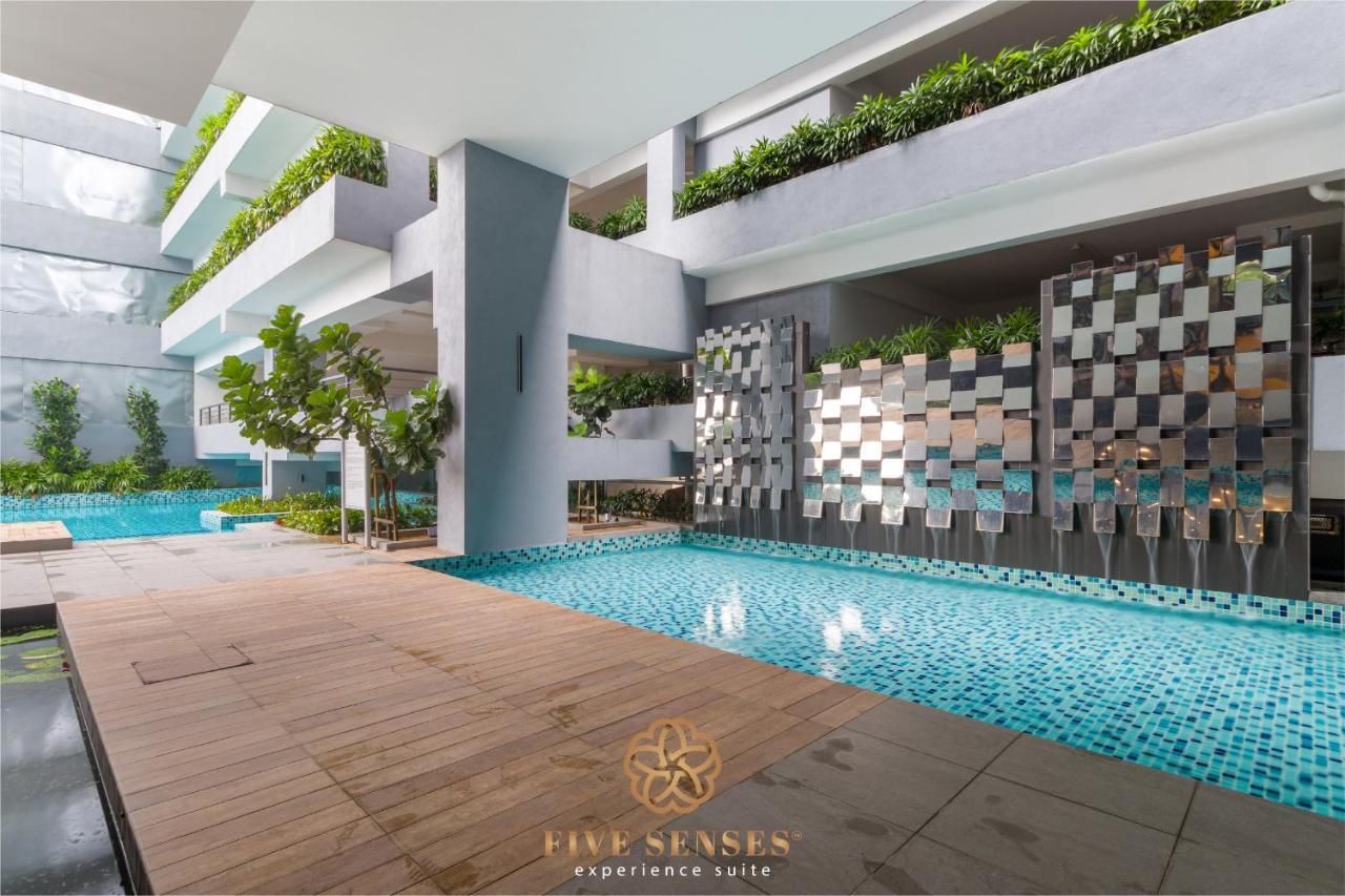Neu Suites Residence Kuala Lumpur, Roam Luaran gambar