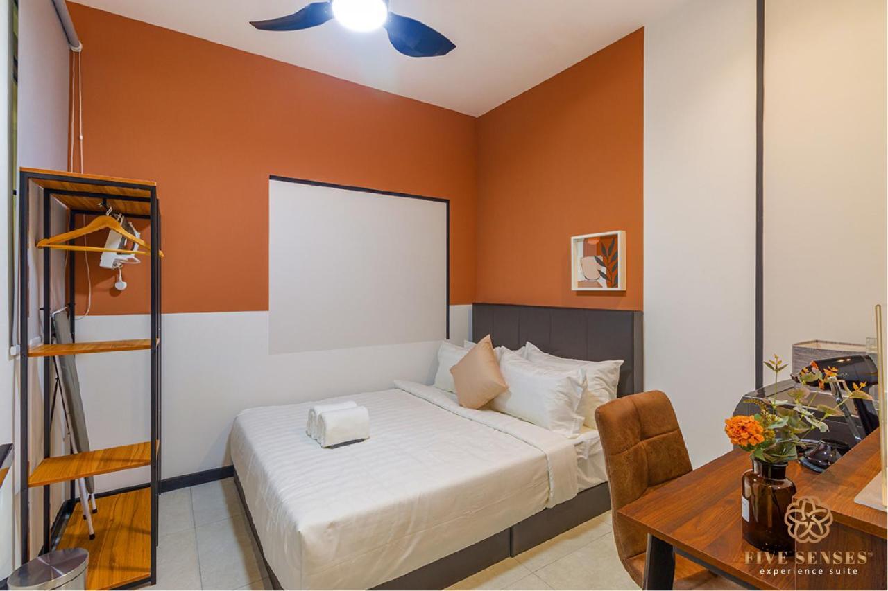 Neu Suites Residence Kuala Lumpur, Roam Bilik gambar
